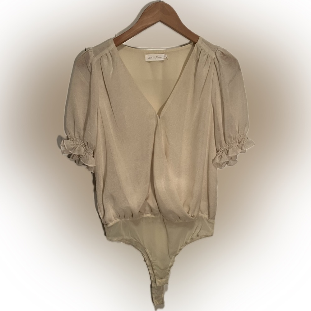 All in favour blouse bodysuit.
